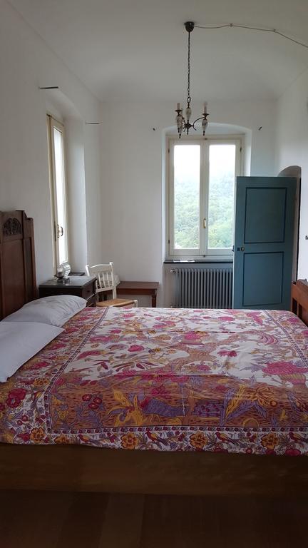 Rural House Rondini Hotel Camposasco Bagian luar foto
